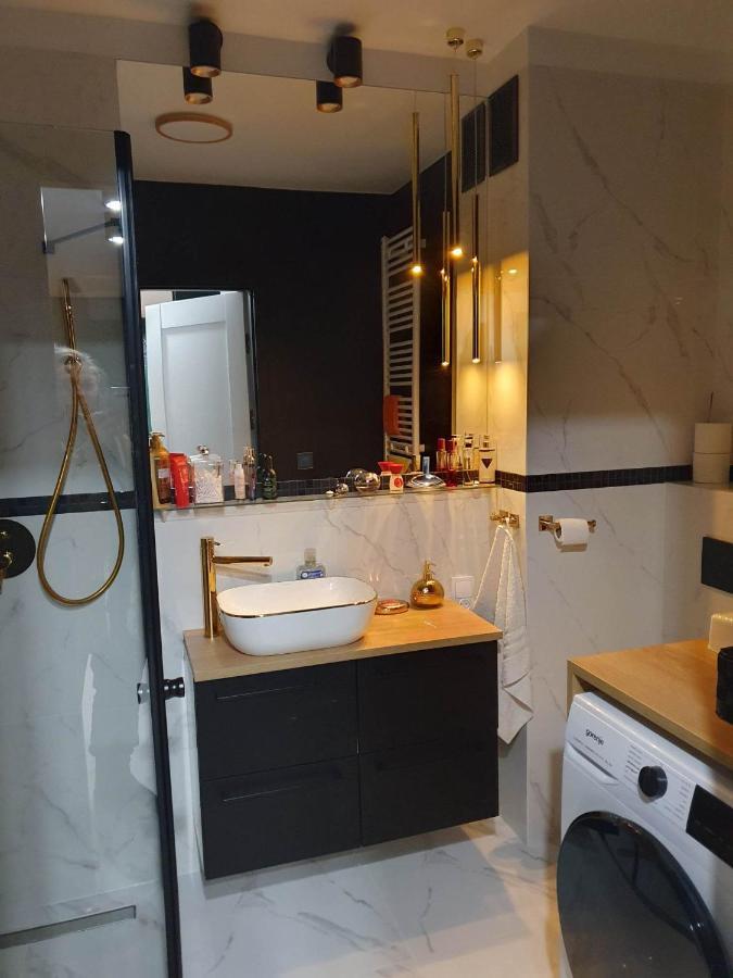 Apartament 3 Pokojowy Lub Pokoj W Mieszkaniu W Nowym Bloku Warszawa Eksteriør billede