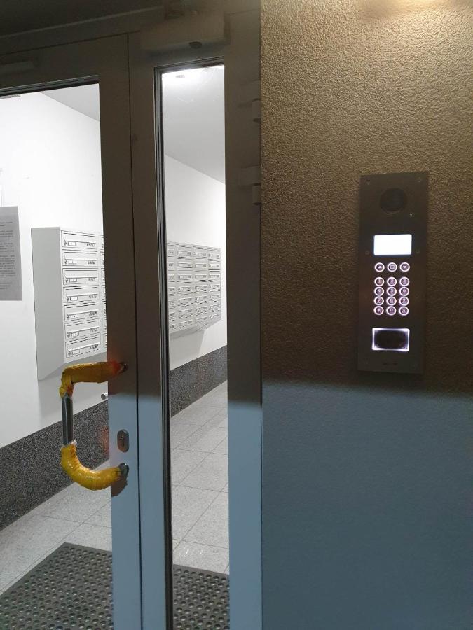Apartament 3 Pokojowy Lub Pokoj W Mieszkaniu W Nowym Bloku Warszawa Eksteriør billede