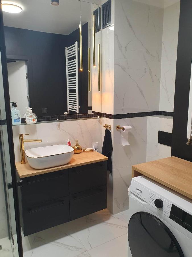 Apartament 3 Pokojowy Lub Pokoj W Mieszkaniu W Nowym Bloku Warszawa Eksteriør billede
